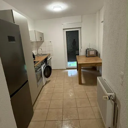 Appartement Monteurswohnung 5p